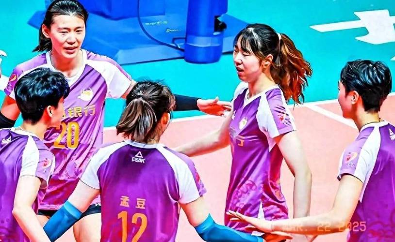 3-0橫掃！天津女排‘銅墻鐵壁’打懵山東，防守數(shù)據(jù)竟超世錦賽？