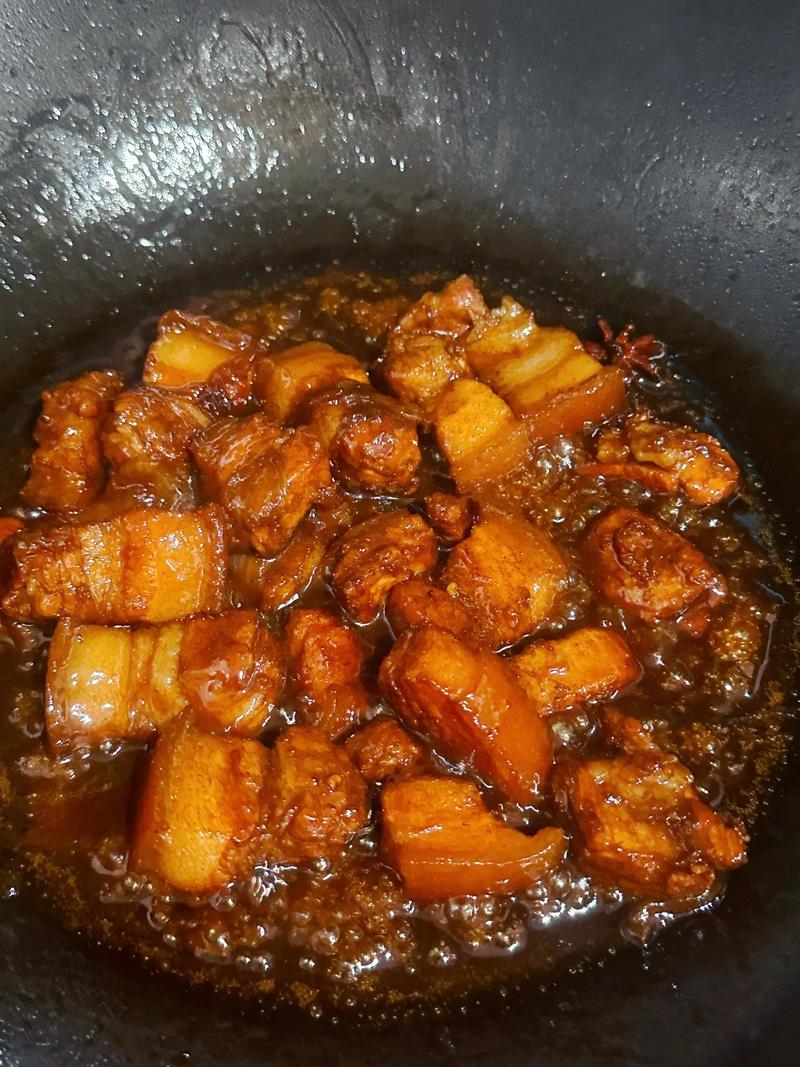 懶人版紅燒肉的做法，軟爛入味，肥而不膩，簡單又下飯