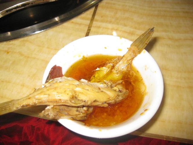 象皮魚扒皮魚就是綠鰭?cǎi)R面鲀，象皮魚能做道好菜“家常燒象皮魚”