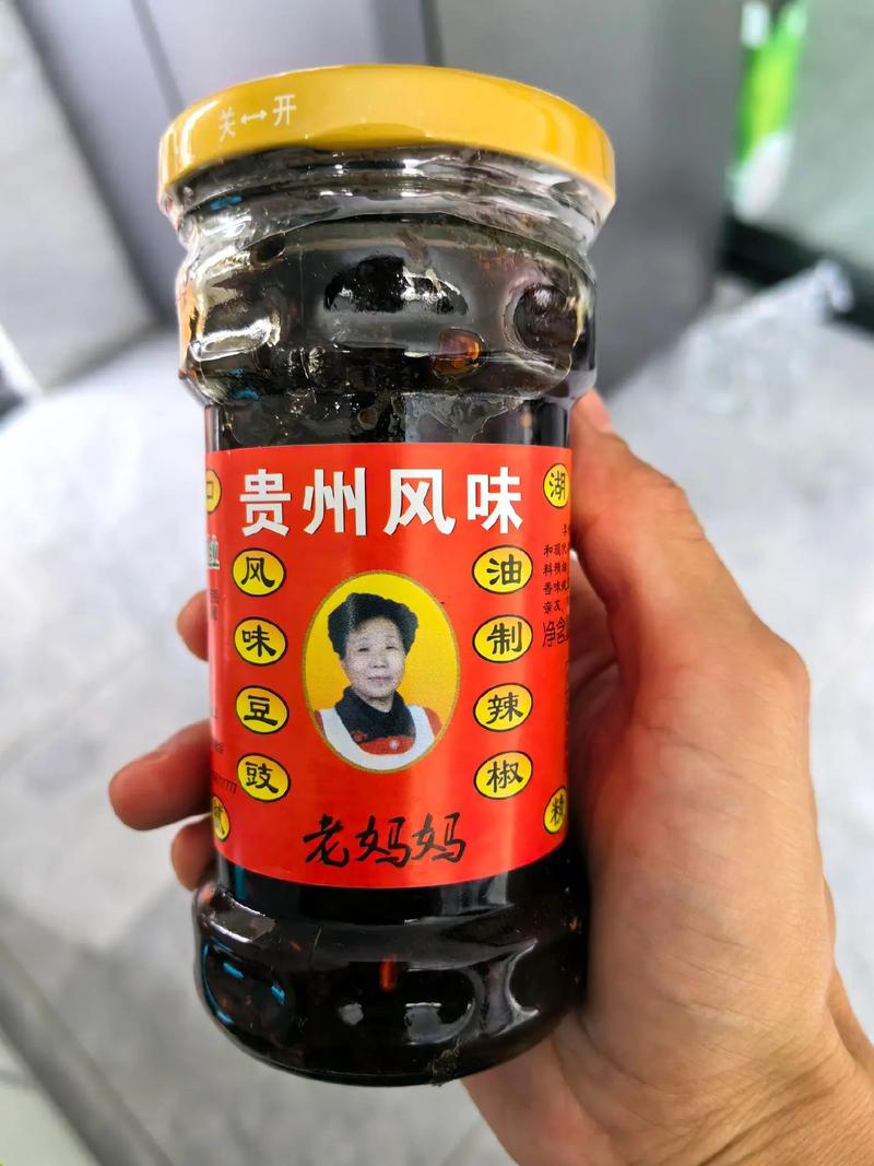 曾風(fēng)靡一時(shí)的“辣醬”味道不輸老干媽?zhuān)缃駞s和老干爹下場(chǎng)一樣