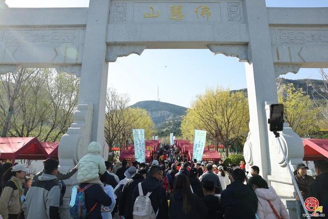 “預(yù)跑”最美一城山色！會(huì)春天·佛慧山站登山打卡即將開始