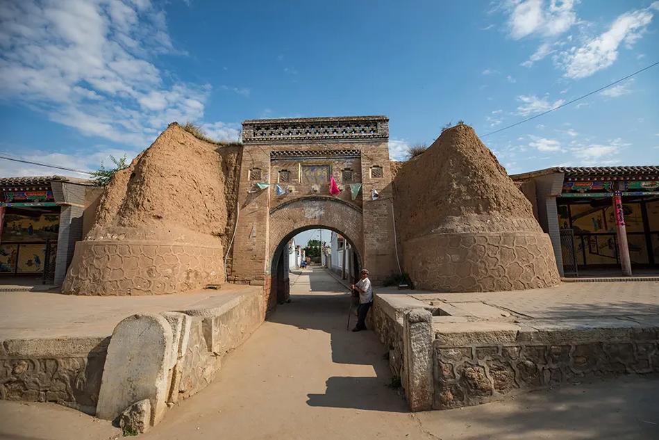 張家口蔚縣古村落胡家莊村老堡遺址，歷經(jīng)滄桑，韻味悠長