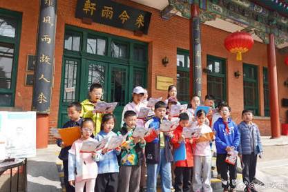 清明假期首日，北京市屬公園迎客58萬(wàn)人次，這三家最熱門