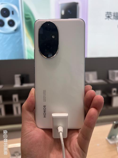 榮耀手機(jī)徹底清倉(cāng)，16GB 512GB價(jià)格低至1614元，抗摔屏幕 1億像素 大電池