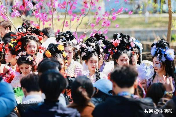 一年四季 泉在濟(jì)南 2025濟(jì)南市花朝節(jié)之濟(jì)南植物園“櫻落花間宴”盛情邀約！