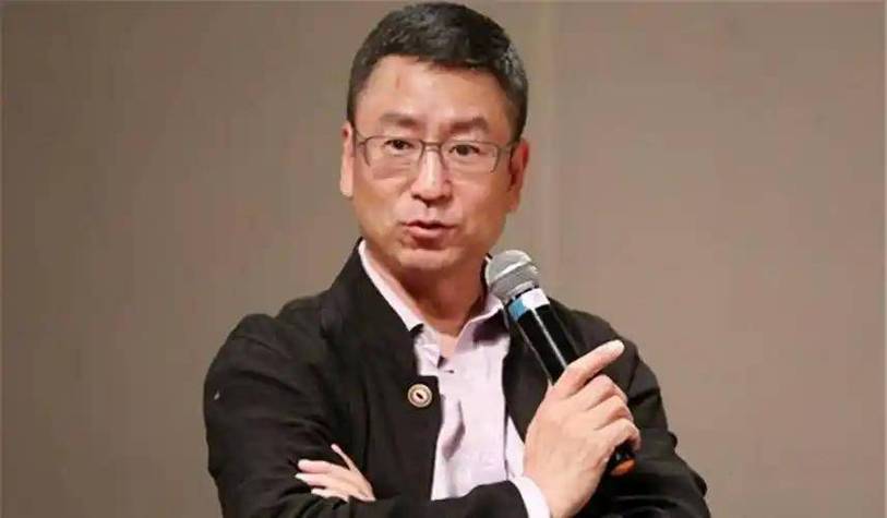白巖松：堅(jiān)持”具有兩面性，重要的是要有奔頭和希望！