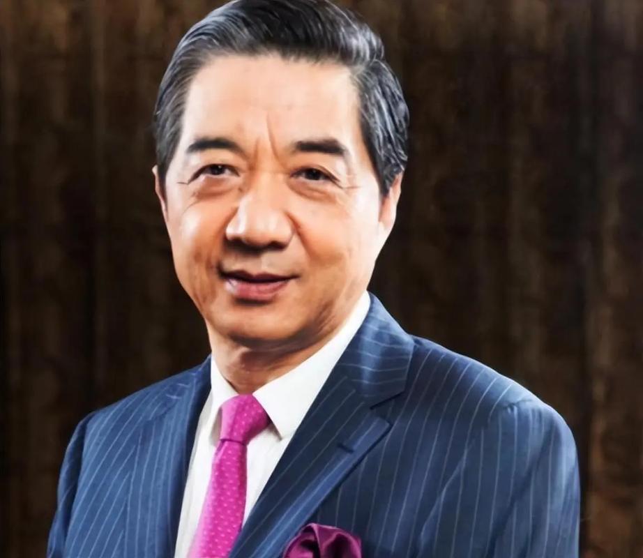 張召忠：石墨烯汽車電池充10分鐘，能跑1000公里，這也太厲害了