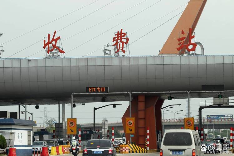 濟(jì)南黃河濟(jì)濼路隧道黃河北岸新收費(fèi)站啟用