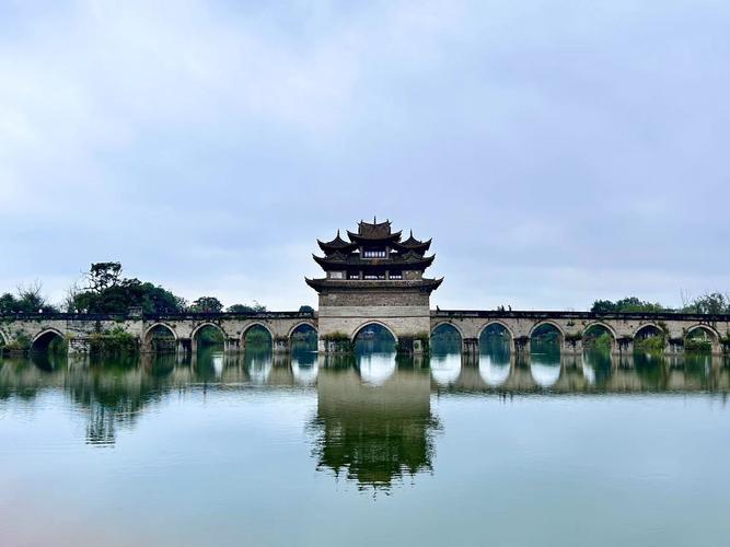 打卡崇州玉龍橋，感受古韻與現(xiàn)代的完美融合！